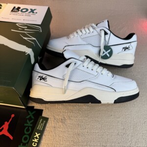 Jordan Flight Court White Sail Black