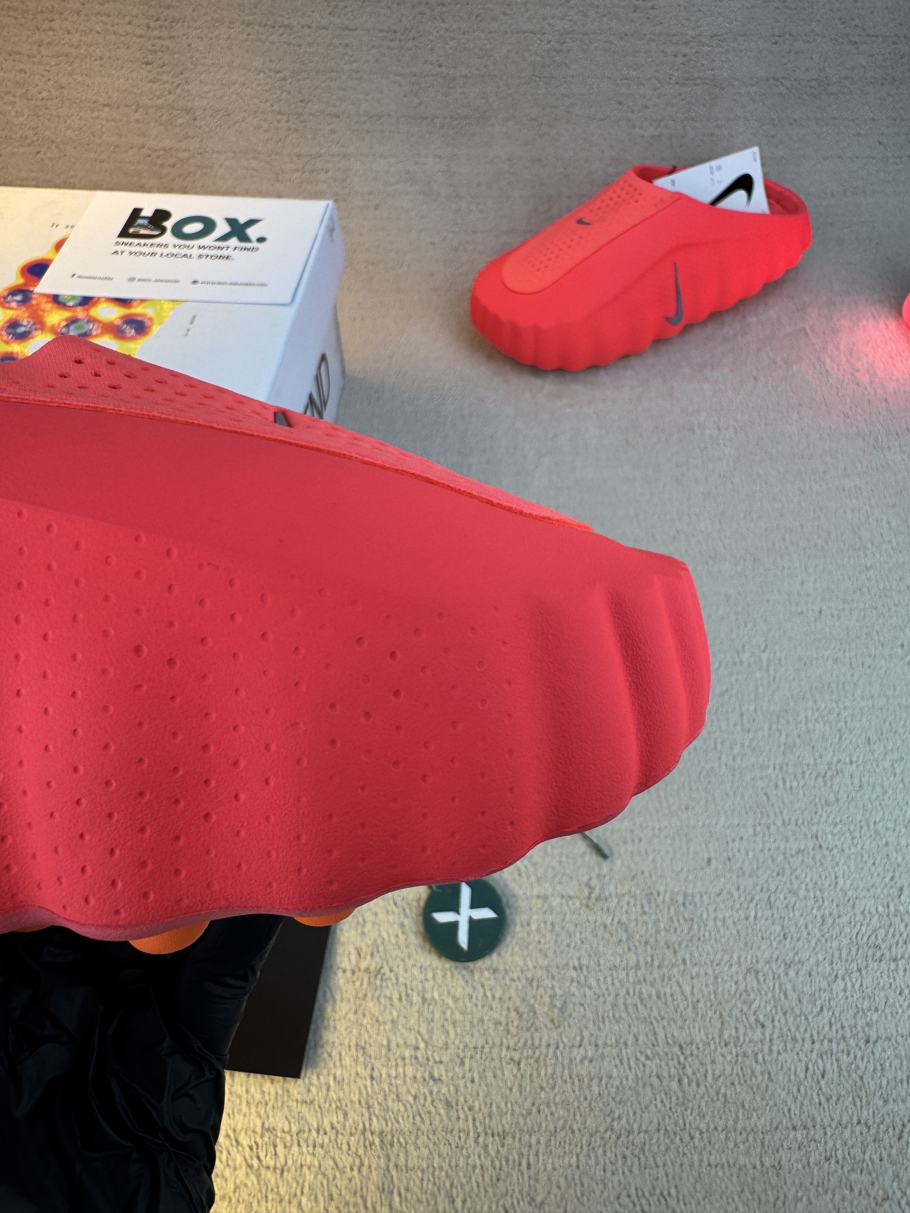 Nike Mind 001 Slide Solar Red - Image 6