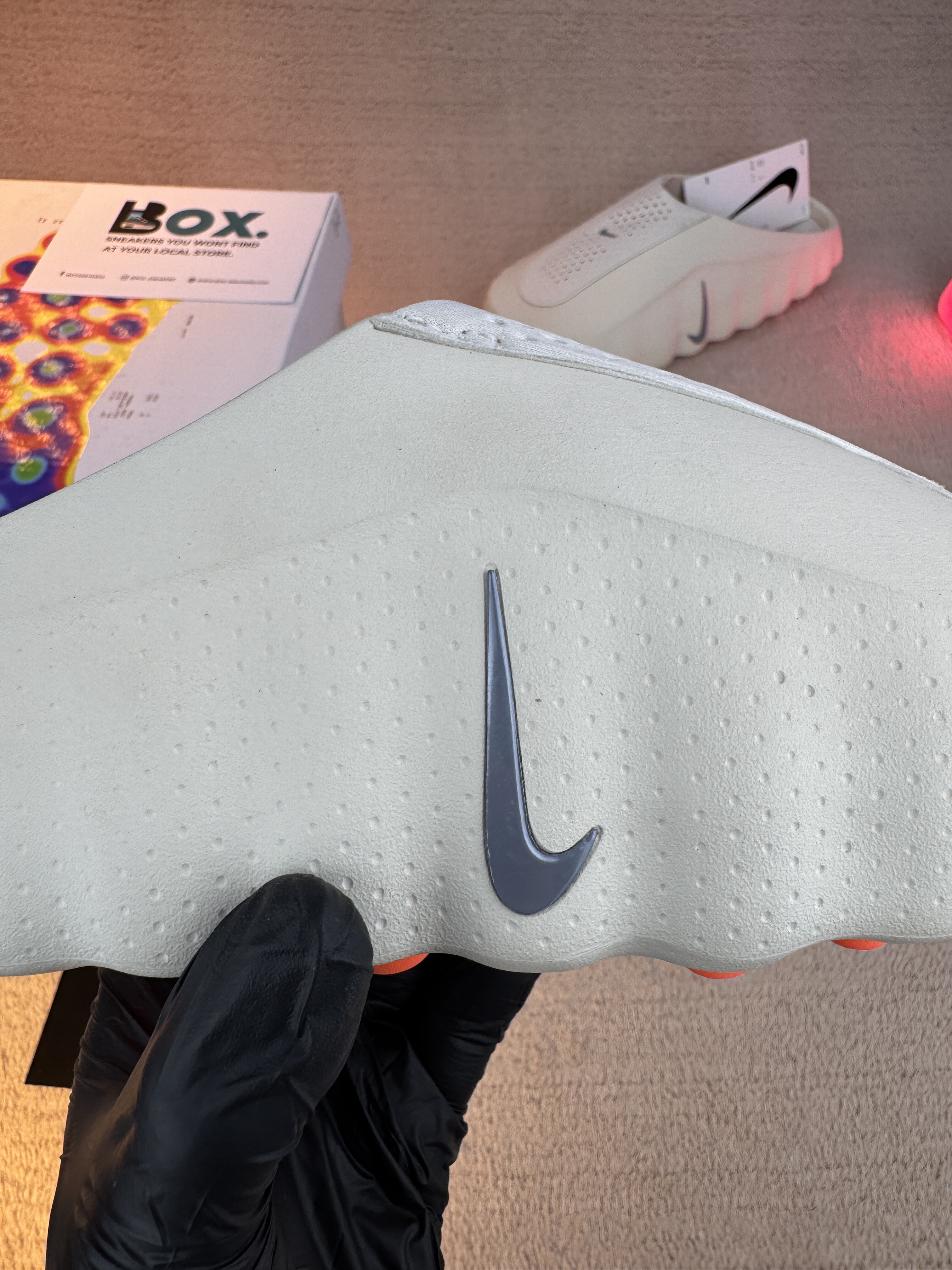 Nike Mind 001 Slide Light Bone - Image 5