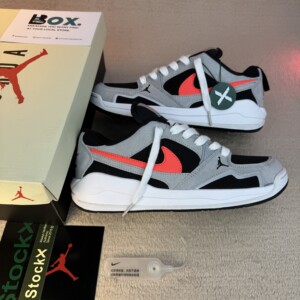 Jordan CMFT EraBlack Wolf Grey Infrared