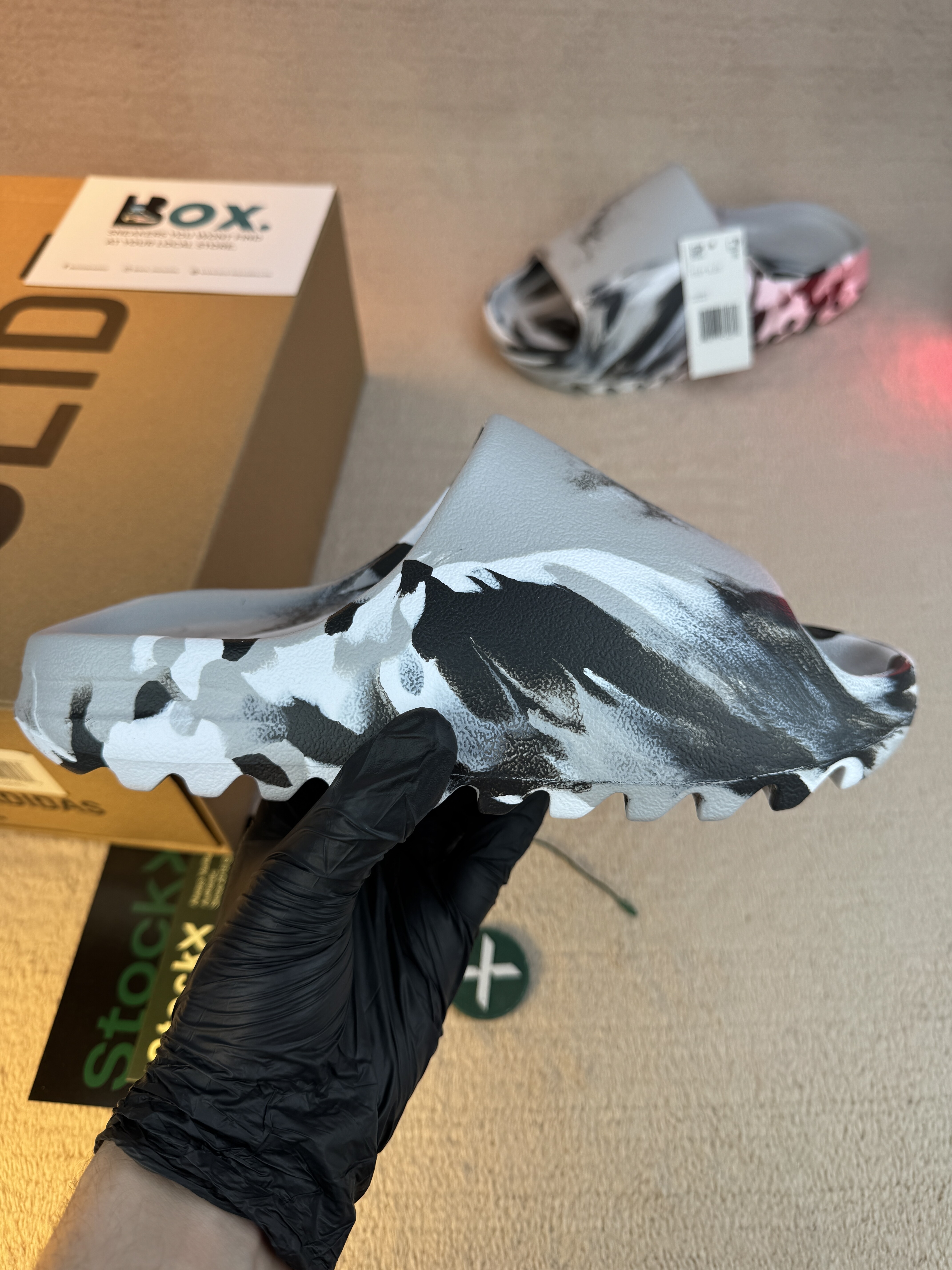 Adidas Yeezy Slide MX - Image 4