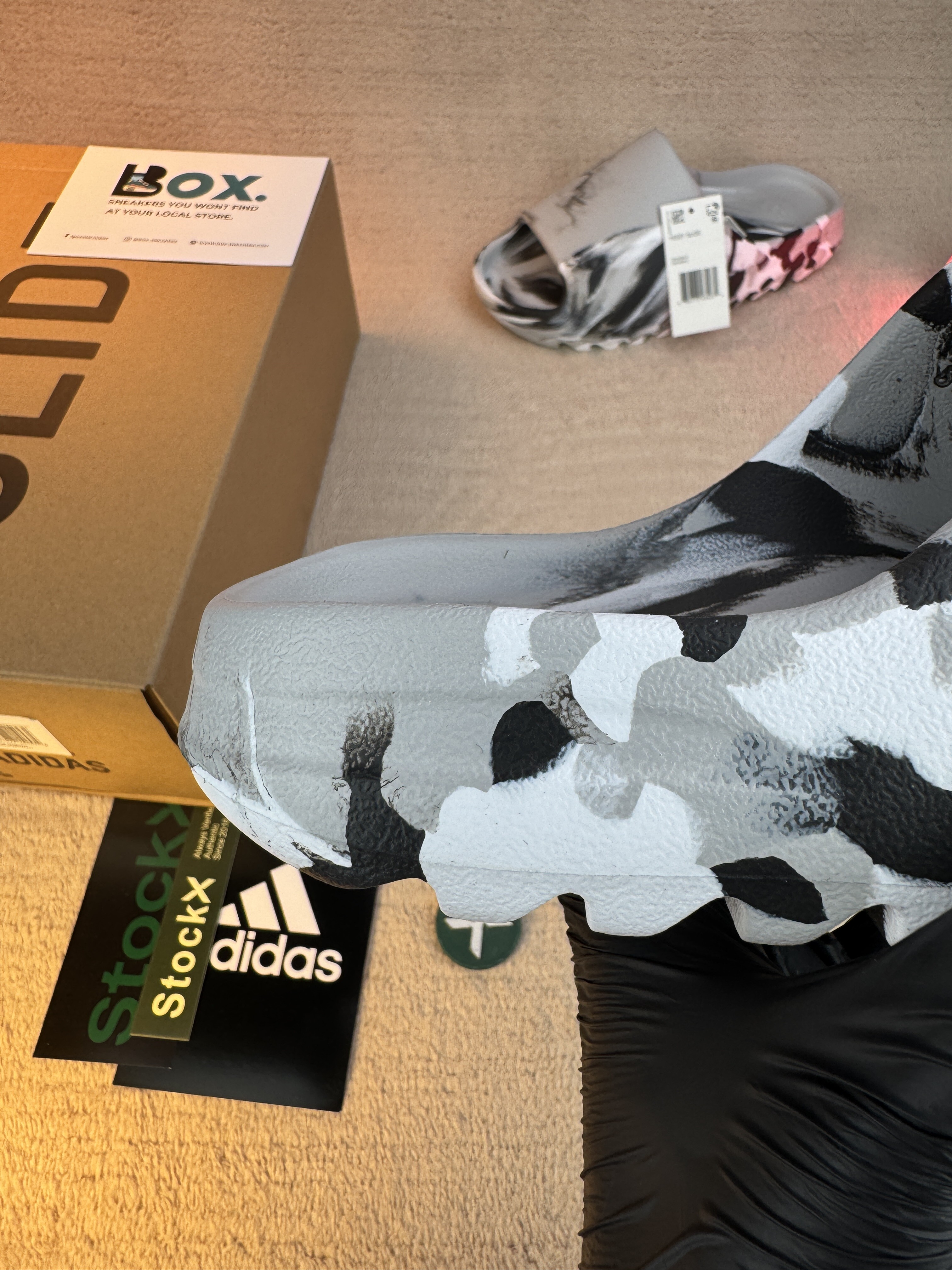 Adidas Yeezy Slide MX - Image 5