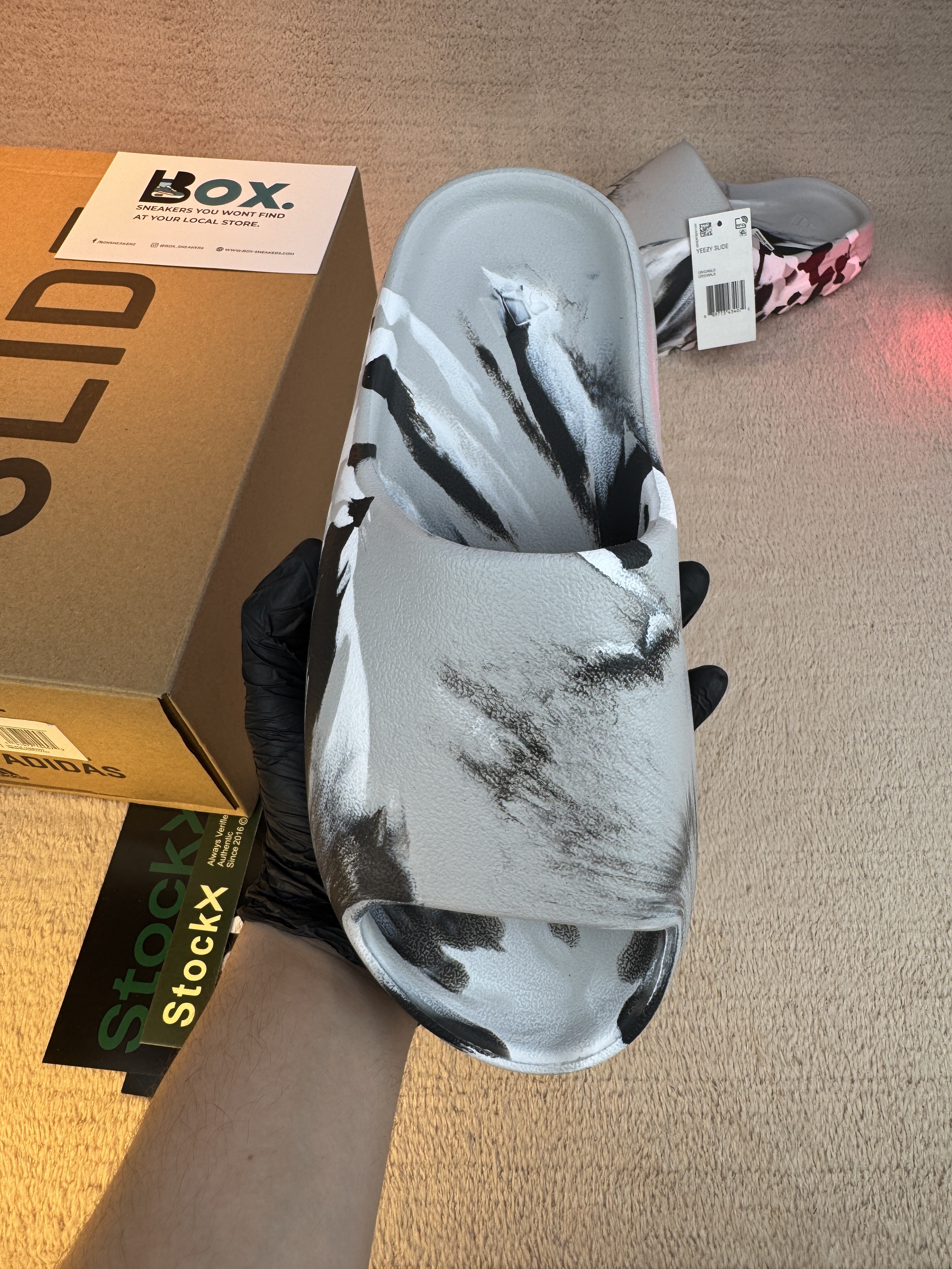 Adidas Yeezy Slide MX - Image 9