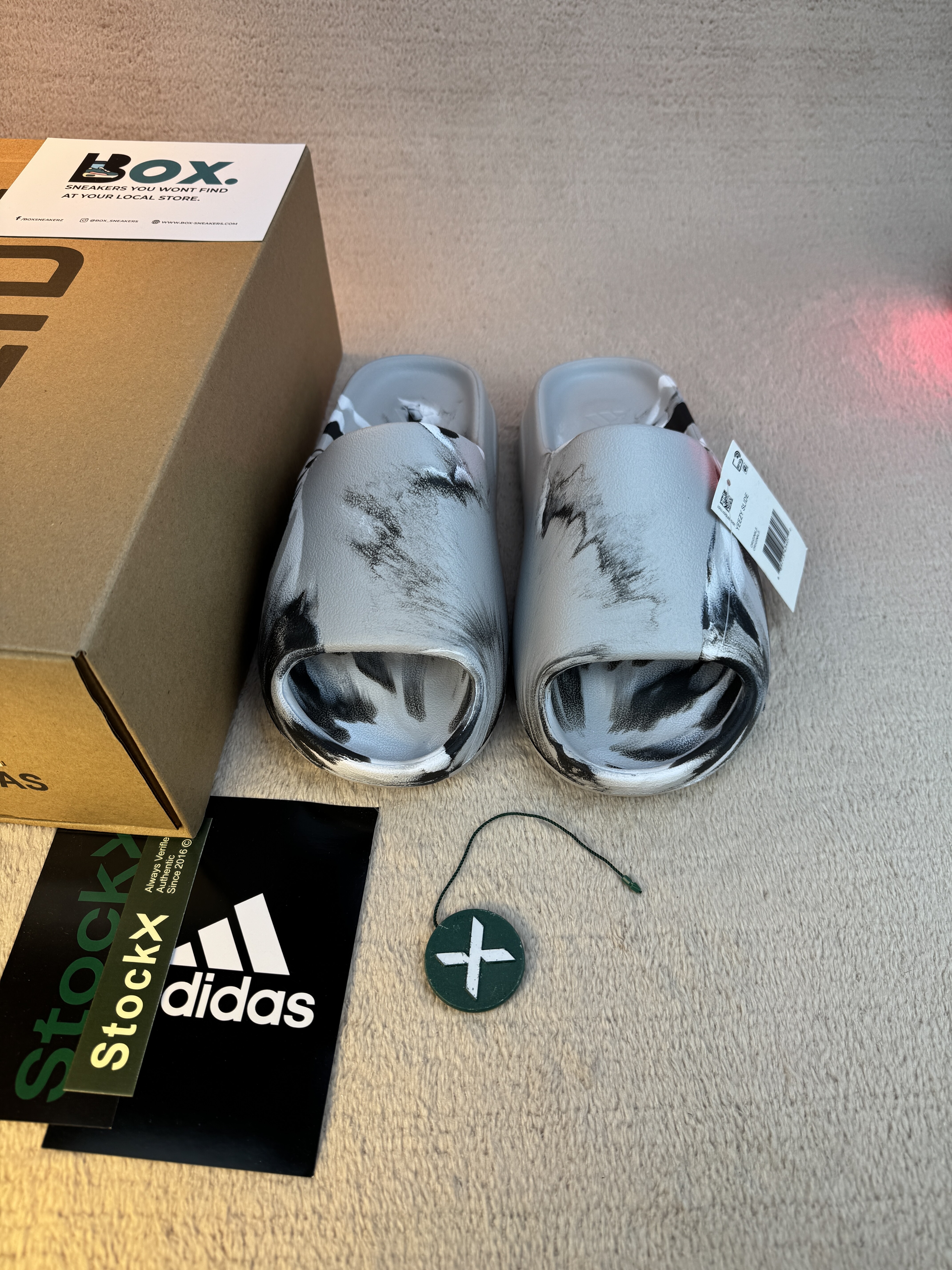 Adidas Yeezy Slide MX - Image 2