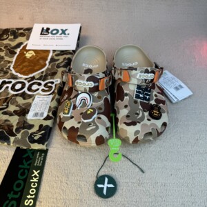 Crocs Classic Clog A Bathing Ape ABC Camo Beige